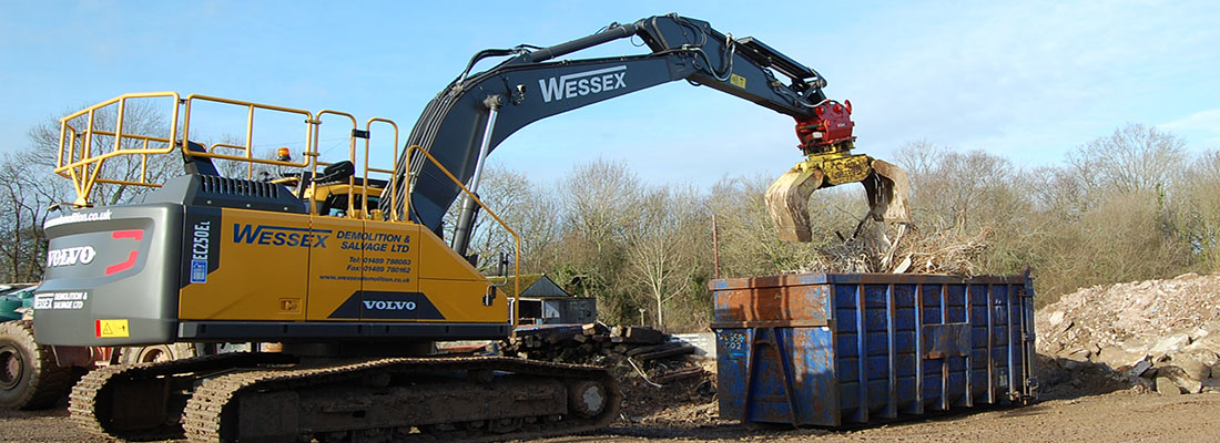 Plant Hire - Wessex Demolition - Volvo EC250 Excavator